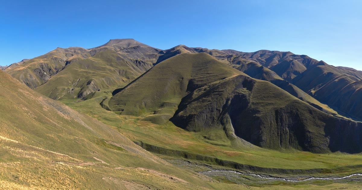 Khirivalyu range, mountain 3465 m