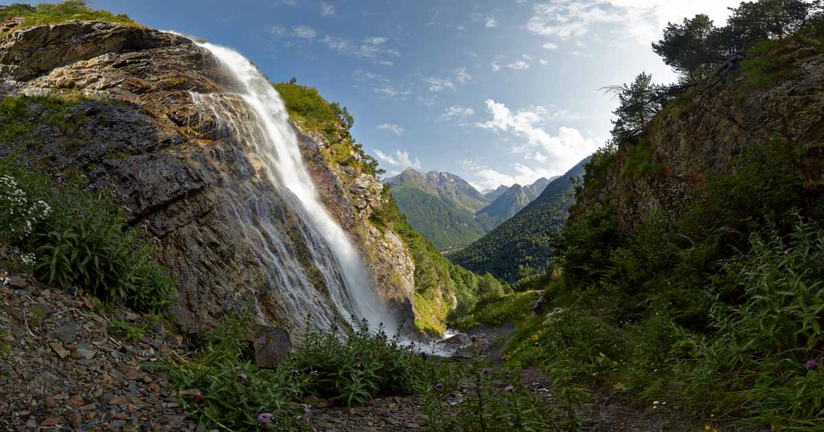 The Bayradi waterfall
